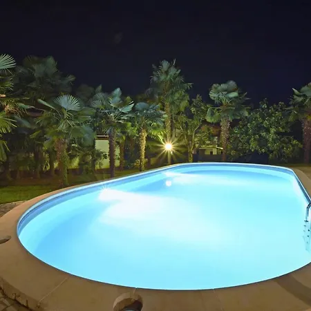 Apartament Marinela *