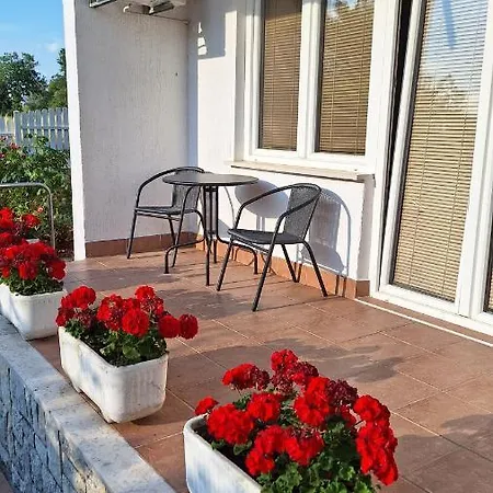 Apartment Marinela *