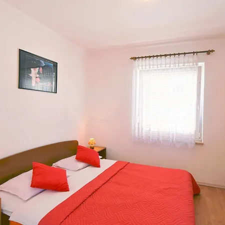 Apartament Marinela *