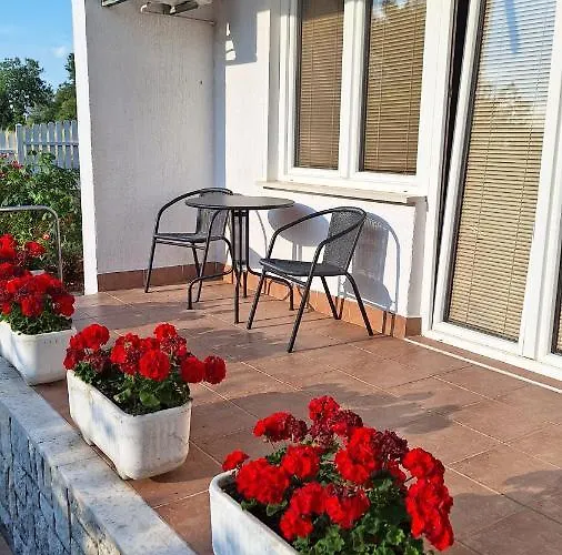 Apartment Marinela *